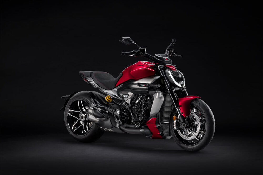 2025 ducati xdiavel v4
