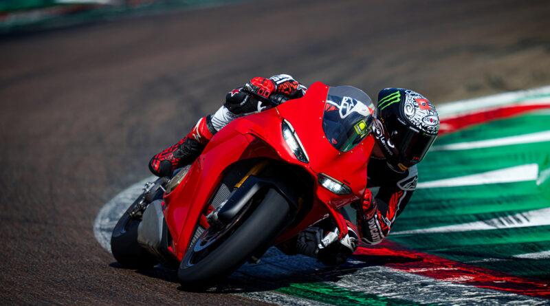 2025 ducati panigale v4 s
