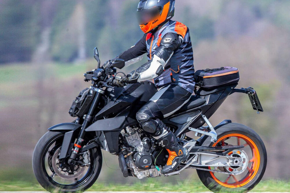 ktm 990 duke spotted